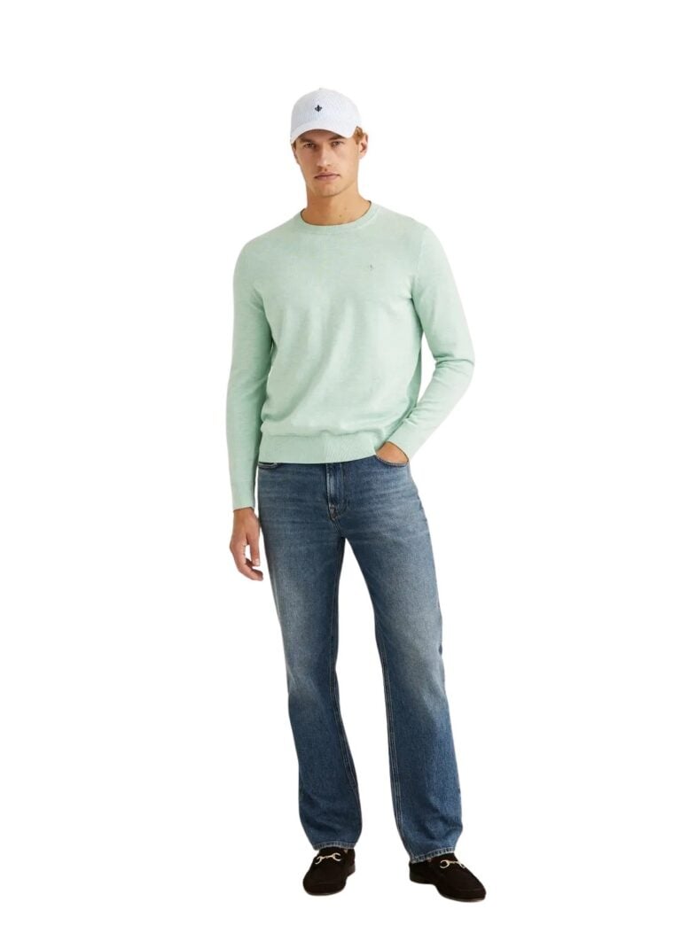 2440_766da193c4-901365-riley-oneck-71-green-2-medium