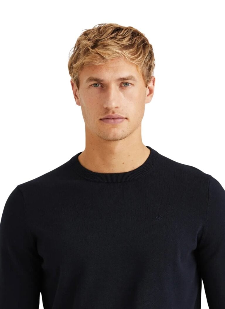 2440_7caae31094-901365-riley-oneck-59-old-blue-4-medium