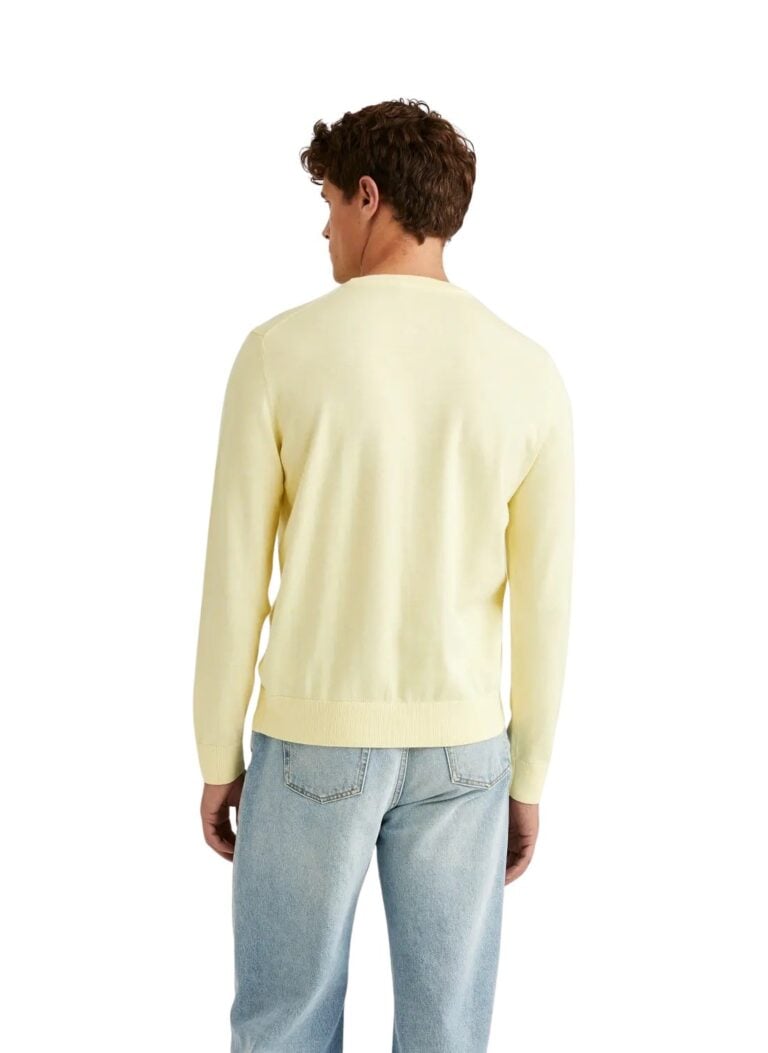 2440_ad43efc4df-901365-riley-oneck-10-yellow-3-medium