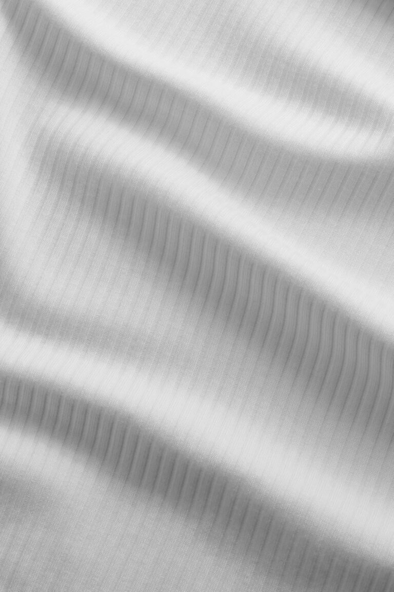 2523526650_001_2
