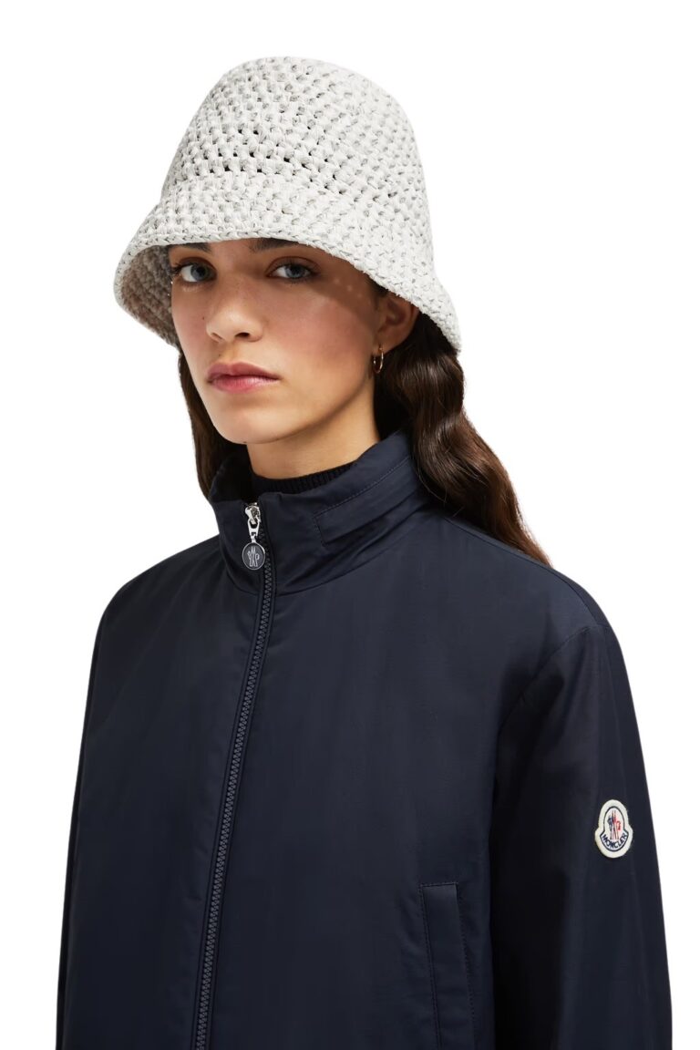 janze-hooded-twill-short-down-jacket-women-navy-blue-moncler-3
