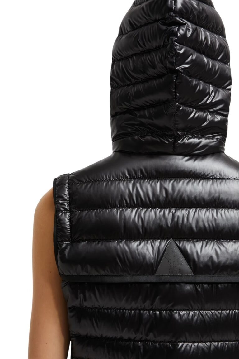 karura-2-in-1-hooded-short-down-jacket-women-black-moncler-8