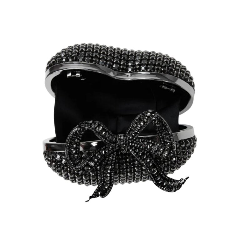silver-crystal-heart-clutch-apen-1