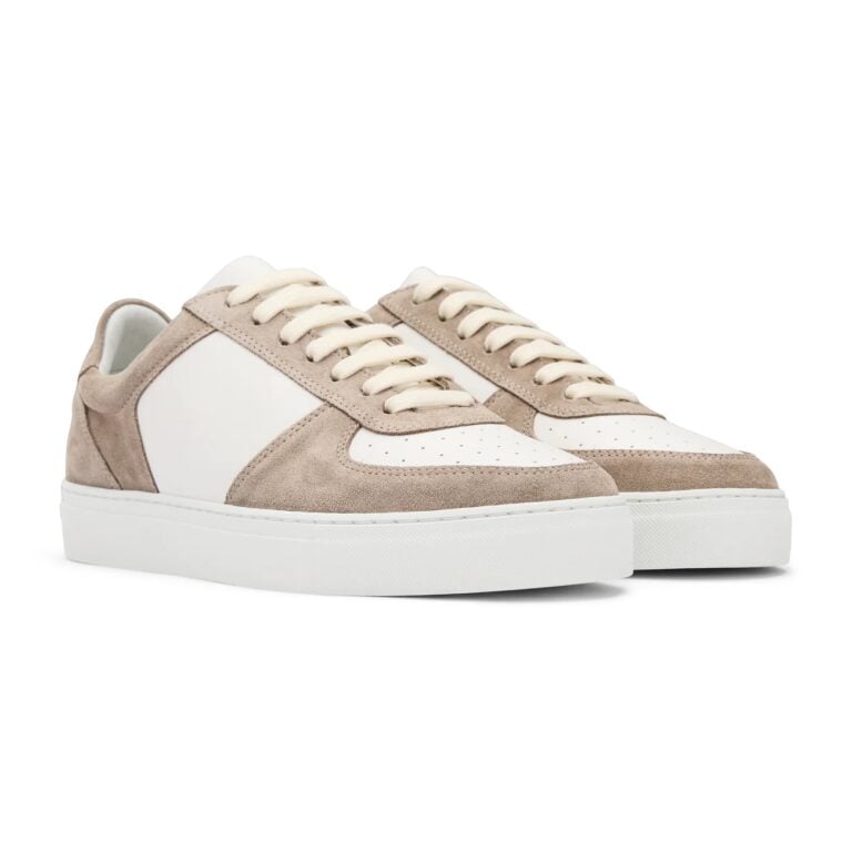 sneaker-2-earth-suede-pair-fliteless-phrase_1300x