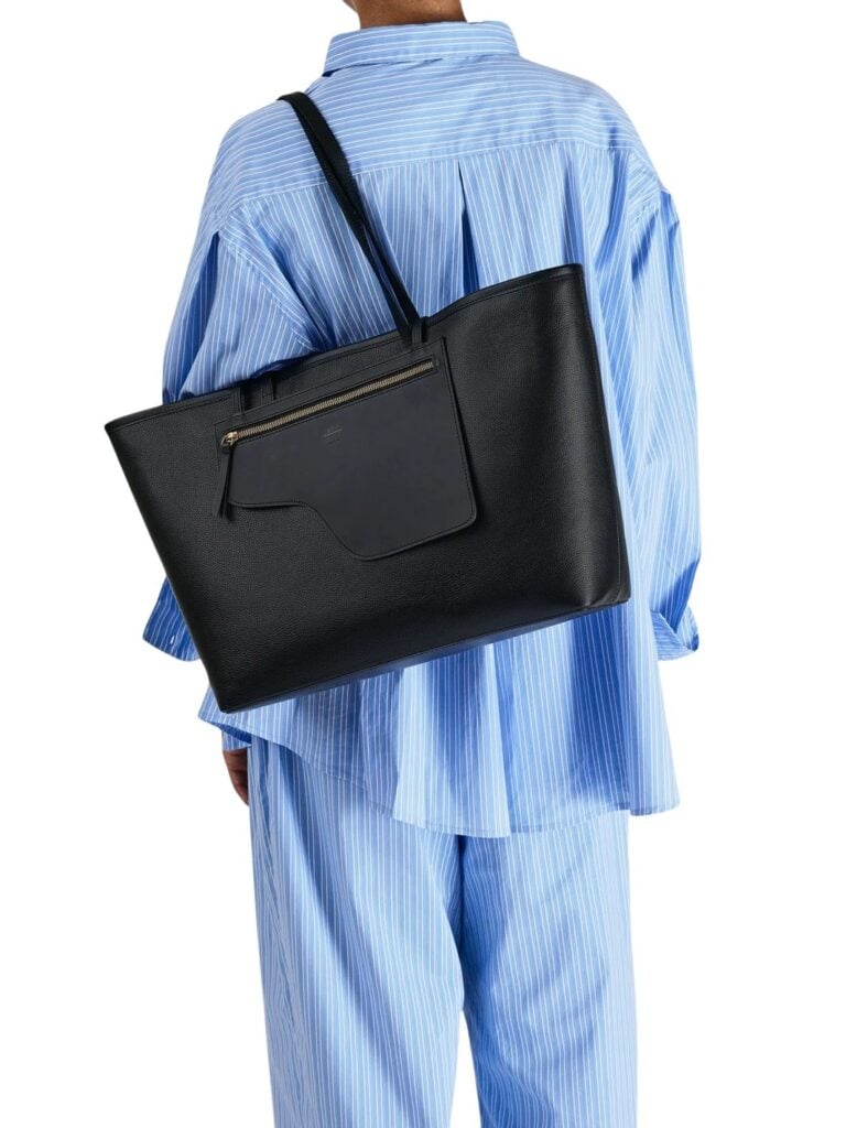 eraclea_black_grained_leather_large_tote_bag_lookbook_atp_atelier_2
