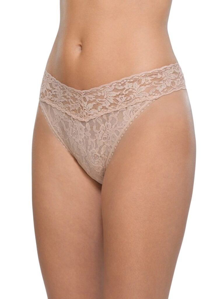hanky-panky-signature-lacer-original-rise-thong-chai-view-1
