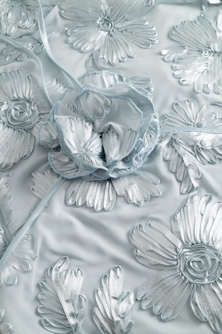 8885_rose-dress_light-sky_003