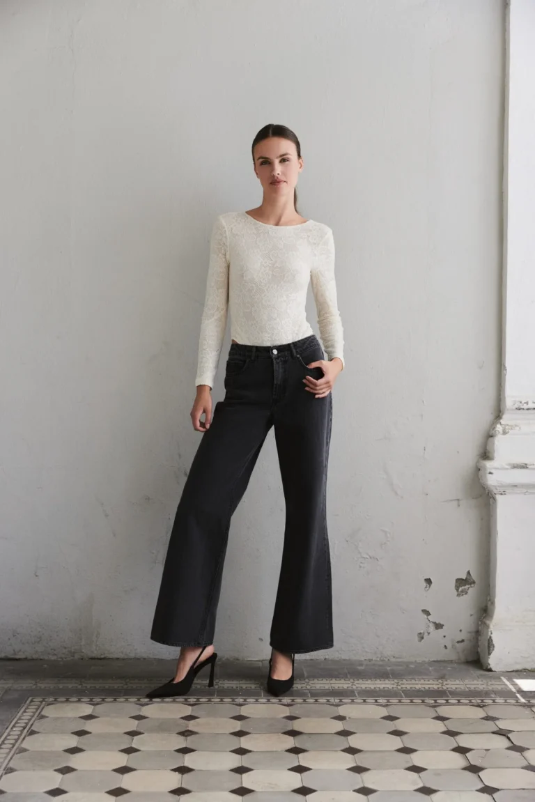 Allure_Lace_Body_Cream_Reign_Jeans_Grey_1