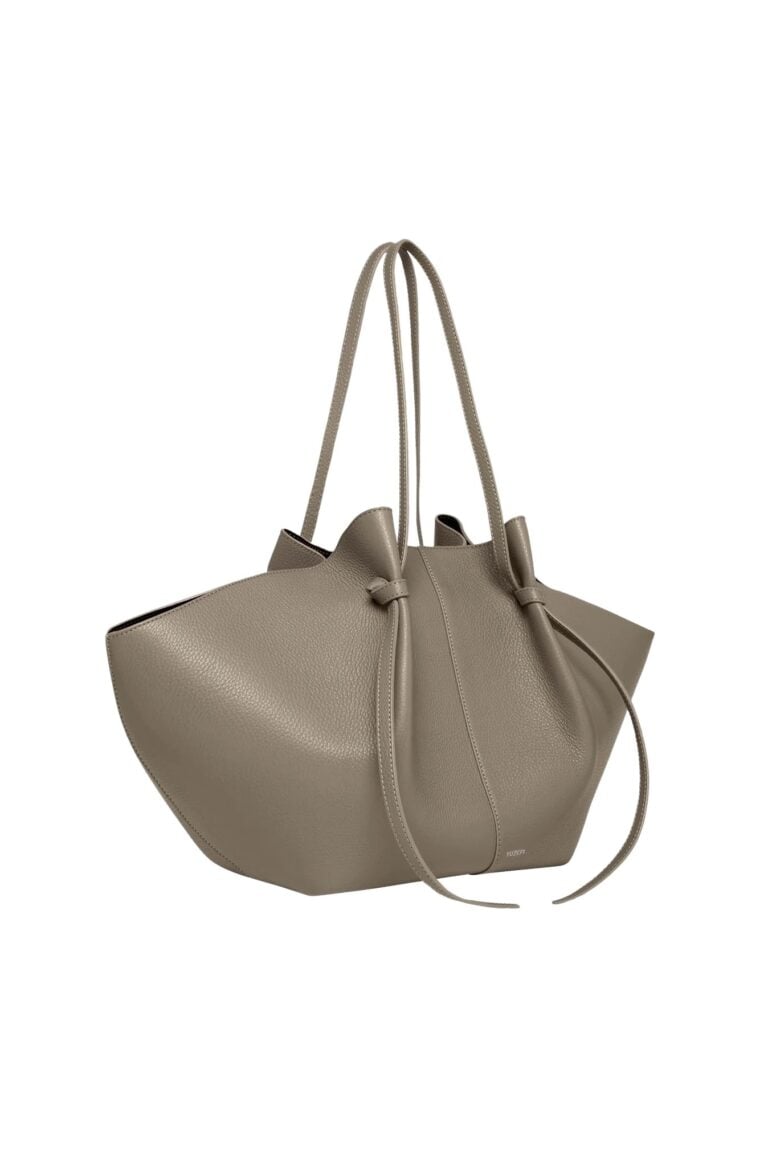largemochi-taupe02lowres_3d720b50-d84e-418a-abf7-0eb0f974e87f_2048x2048