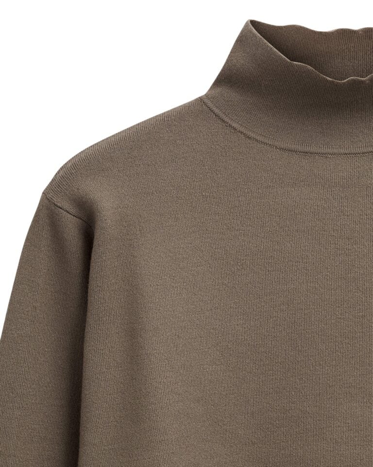 serge_sweater_taupe_detail_nok1499_eur160