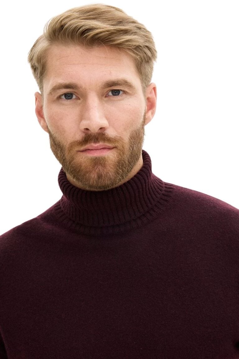 2416_oscar-jacobson_salim-rollneck_cherry-red_67624954_601_extra1-custom