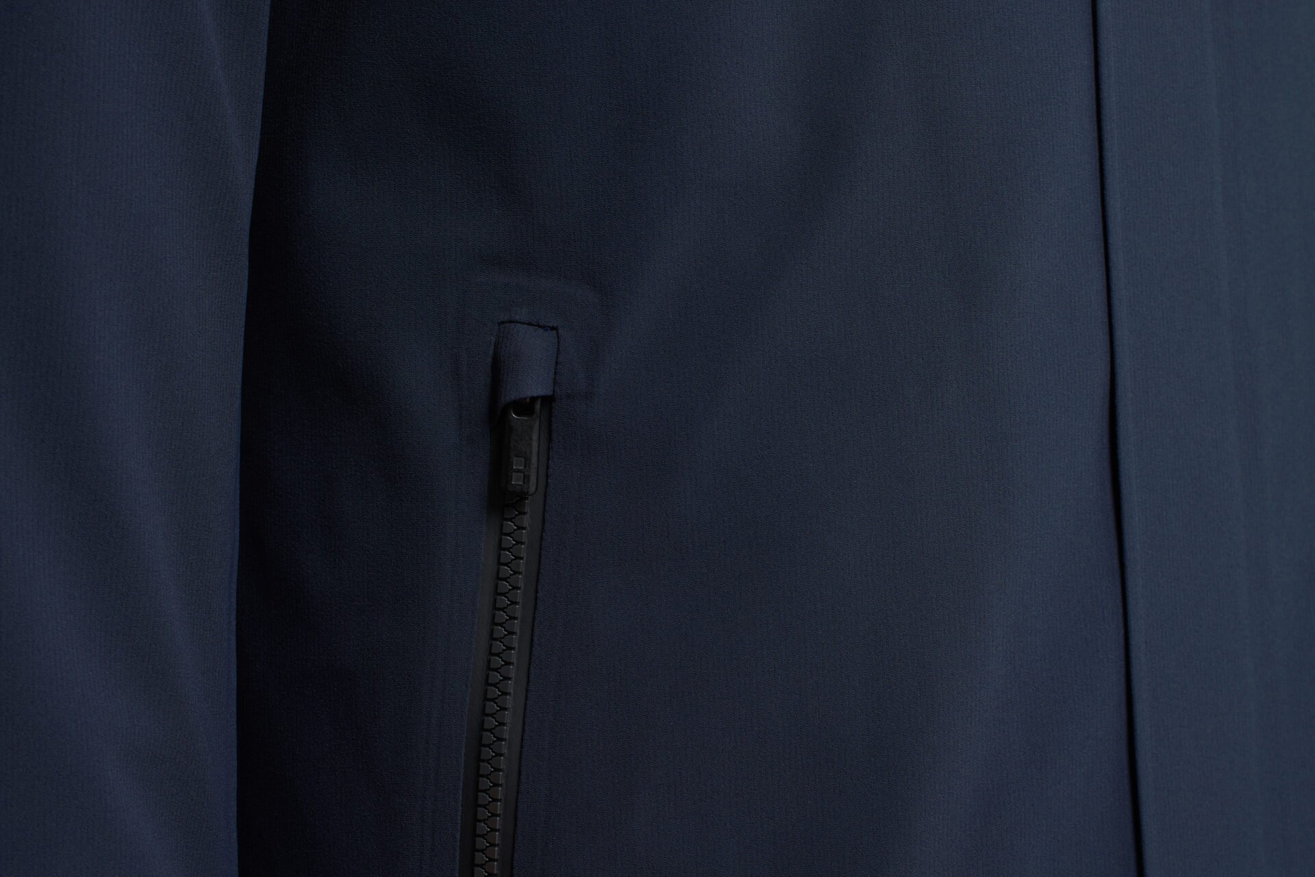 7030_570_regulator_coat_japan_blue_night_structure_fabric_2