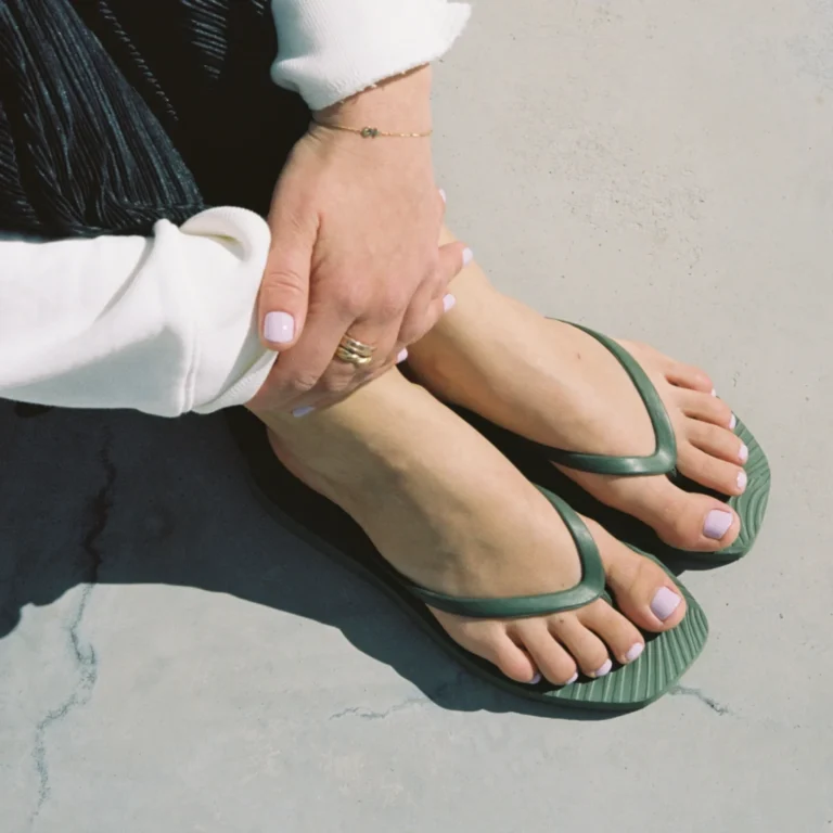 Sleeperswomenstaperedgreennaturalrubberfairtradeflipflop2_61ec4f36-5b02-481c-86f8-6b20b5cd951c_2048x