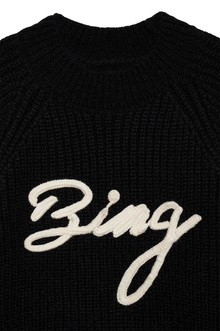 ab_kendrick_sweater_bing_-_black_a-09-11461-blk26_packshot_02_1700x