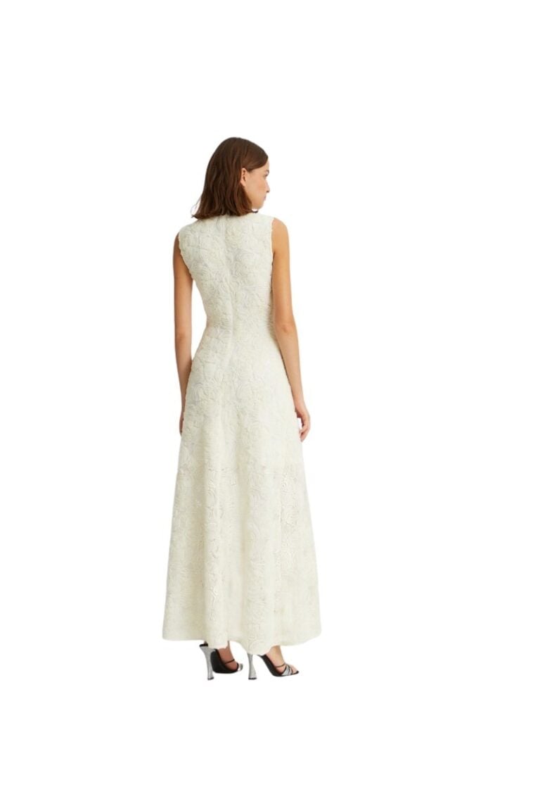 rotate_pf25_121124_114683857_egret_flower_mesh_maxi_dress_model__1_2465_1_lr