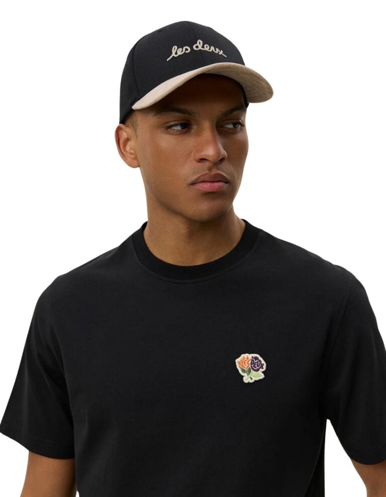1000388-100-black-3200
