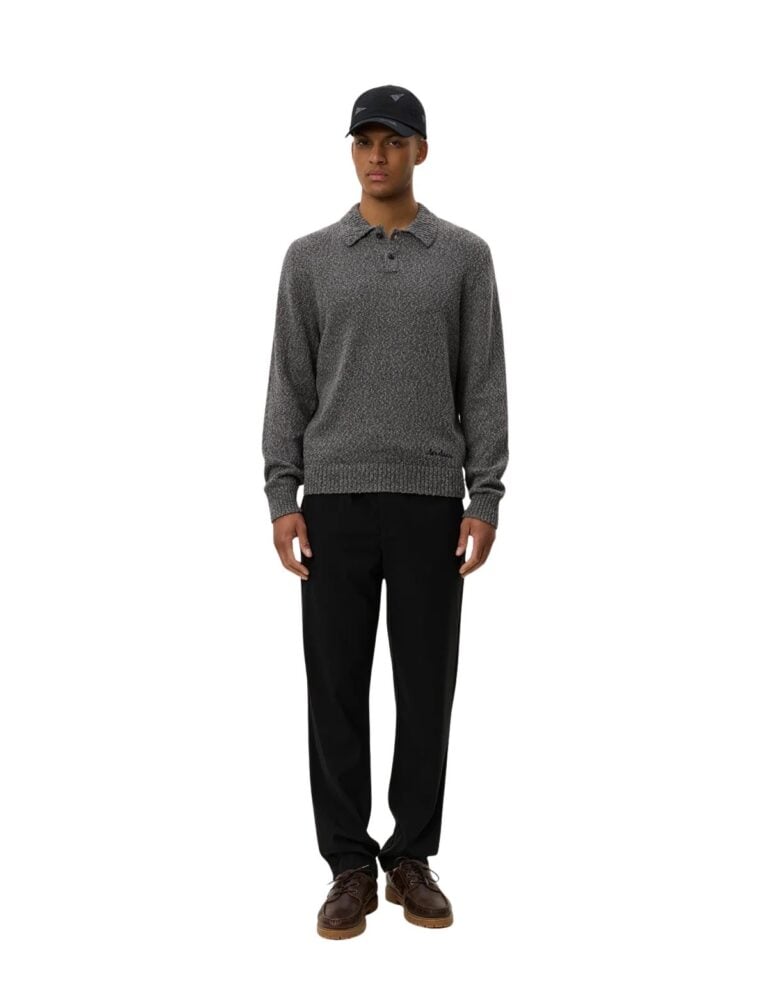 1000556-100-black-3045