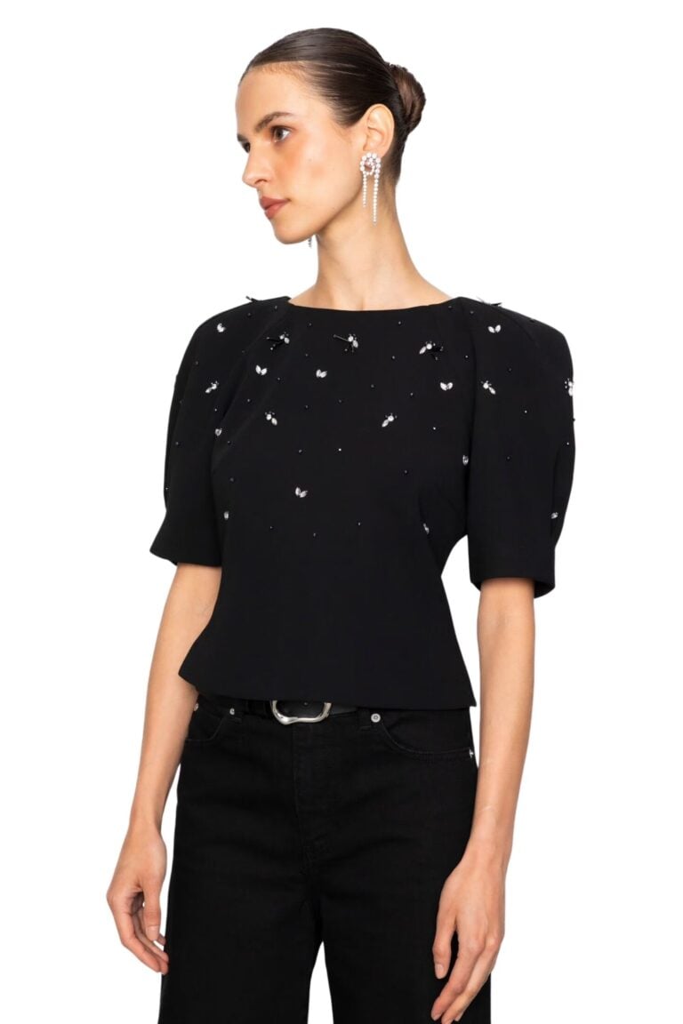 1090_4ff5a48f65-holiday-e-com_79-large-2560