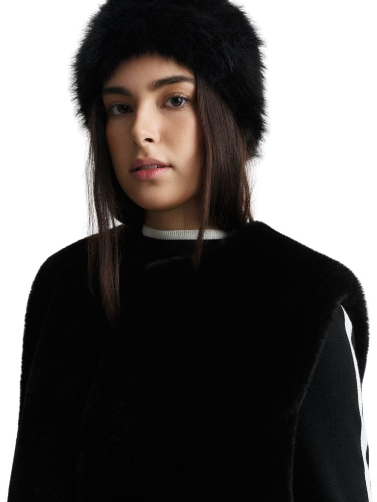 2492_3a96205cc2-mia-fake-fur-headband_black-colly-merino-sweater_black-norah-fake-fur-vest_black-2-medium