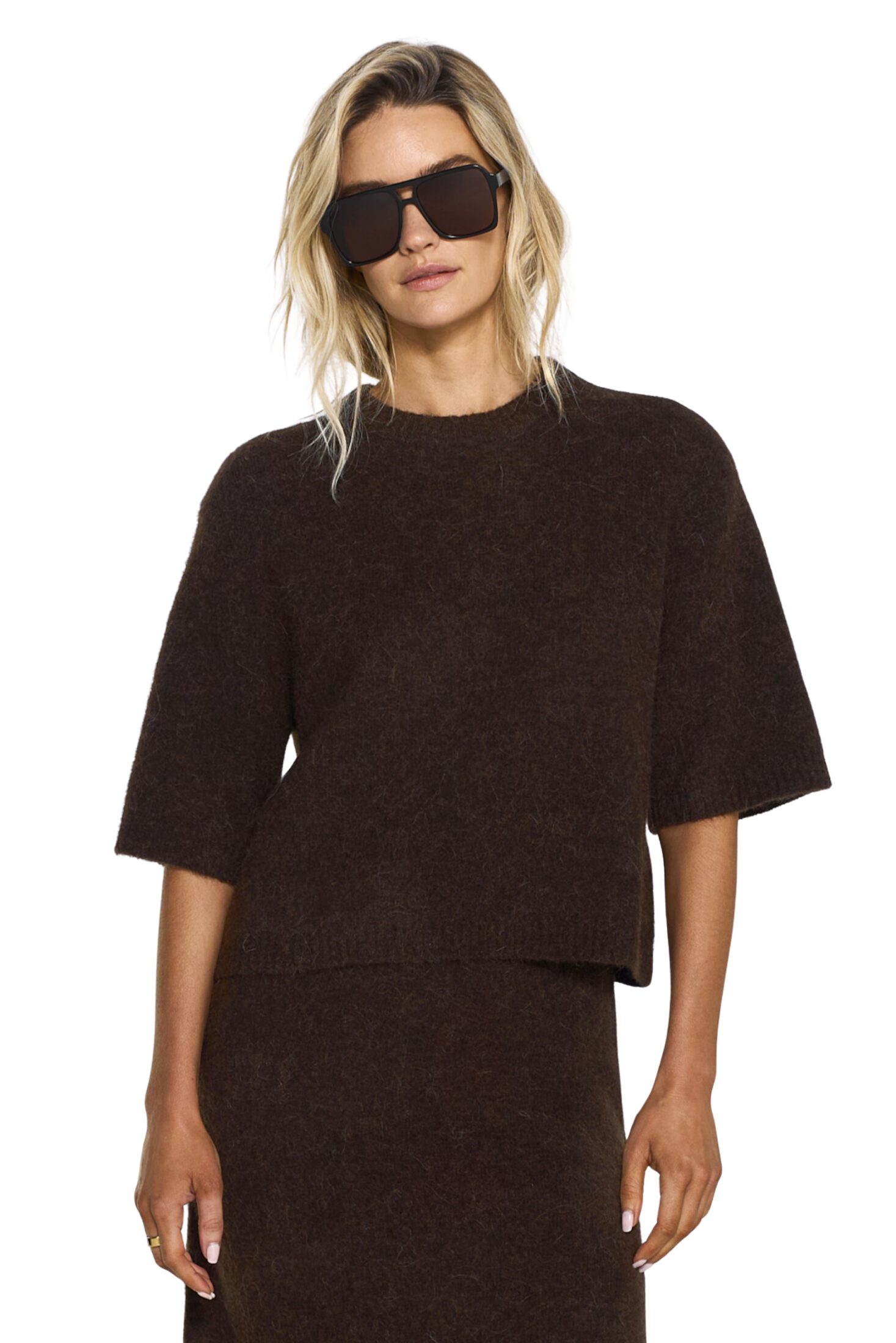 250526_new_8969_madina_short_sleeve_knit_mocha_brown_9106_israa_knitted_skirt_mocha_brown0592_lighter