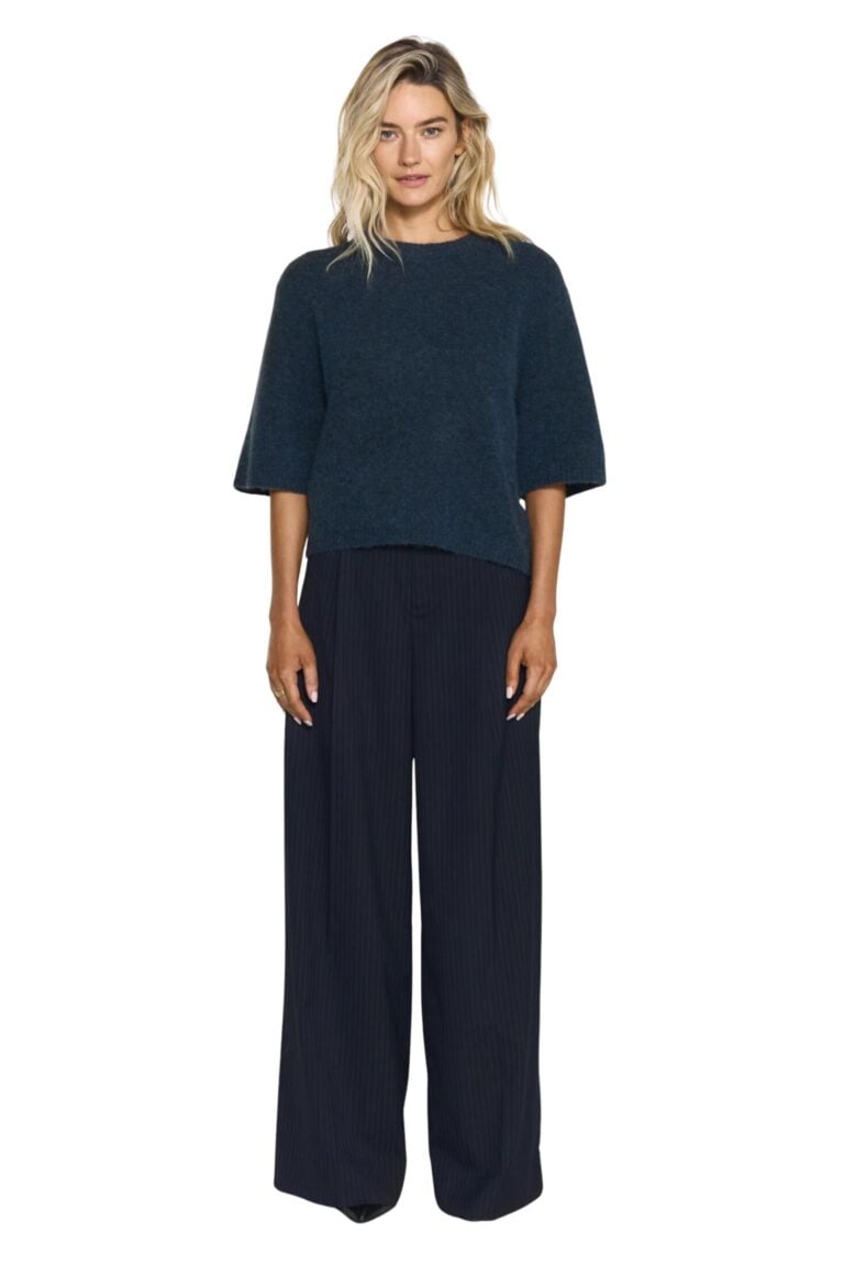 250526_ttday1_8969_madina_short_sleeve_knit_future_dusk1569