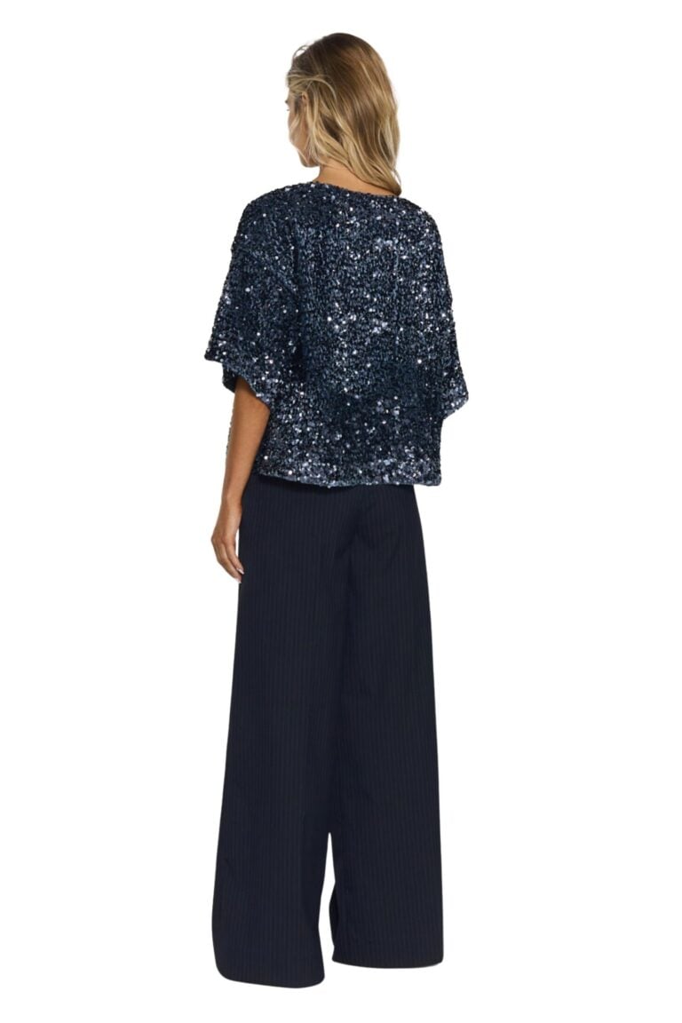 250526_ttday1_9041_zoka_sequin_top_blue_blizzard1545