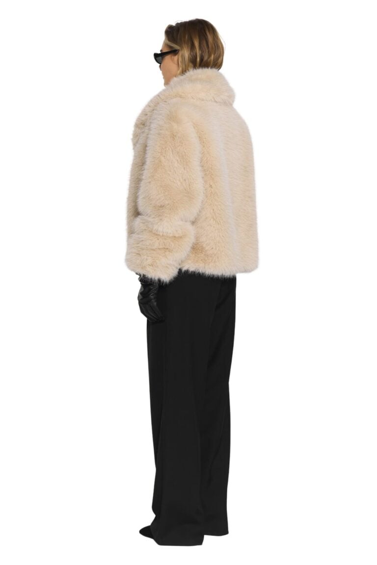 250526_ttday2_8971_joline_faux_fur_jacket_champagne4256-1