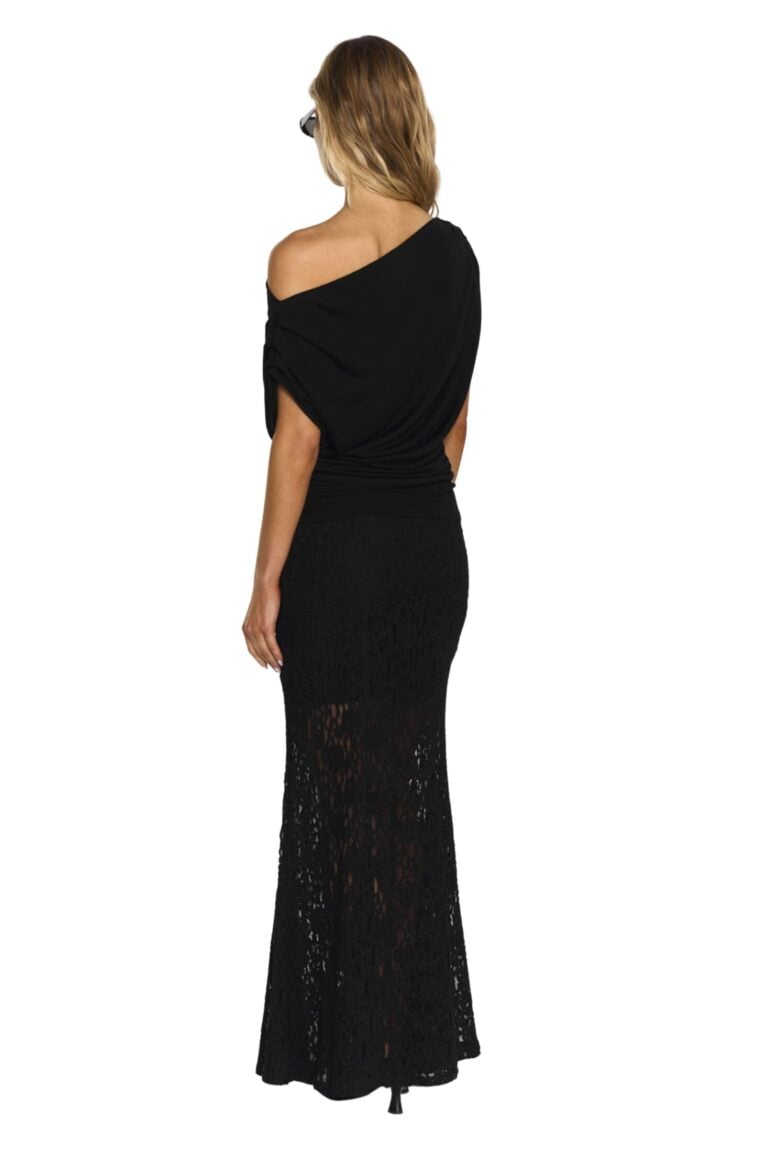250526_ttday2_9047_narina_top_black_9014_akasha_lace_skirt_black2984