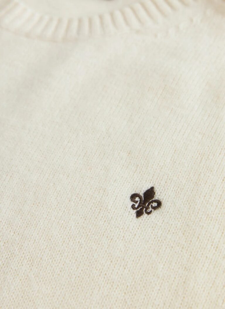 2599_536e56ccb6-901401-hertford-oneck-02-off-white-5-medium