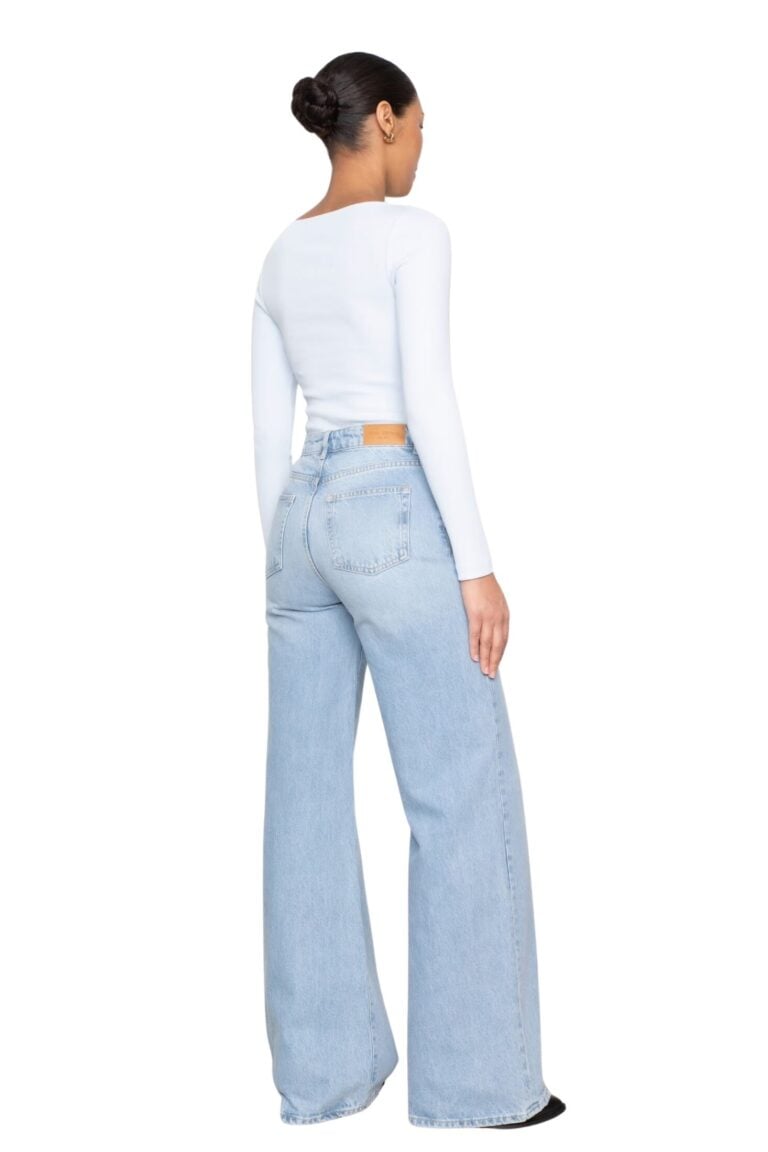 967_0a38e1b177-taylor-lb1-large-2560