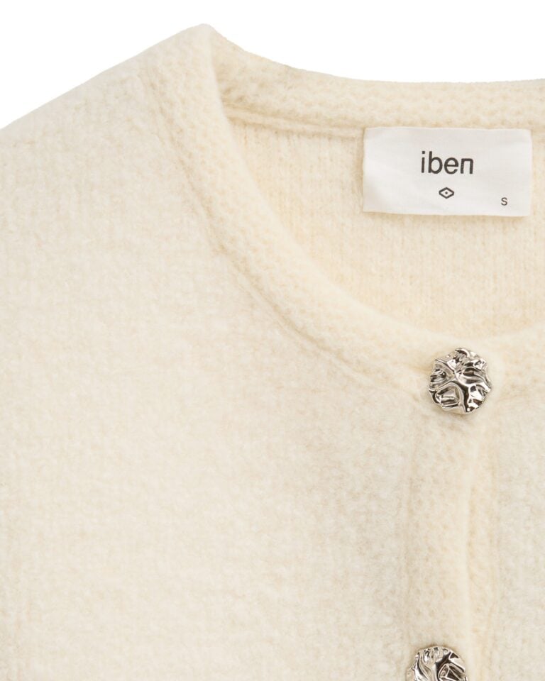 colette-cardigan-white-detail-nok2899-eur249