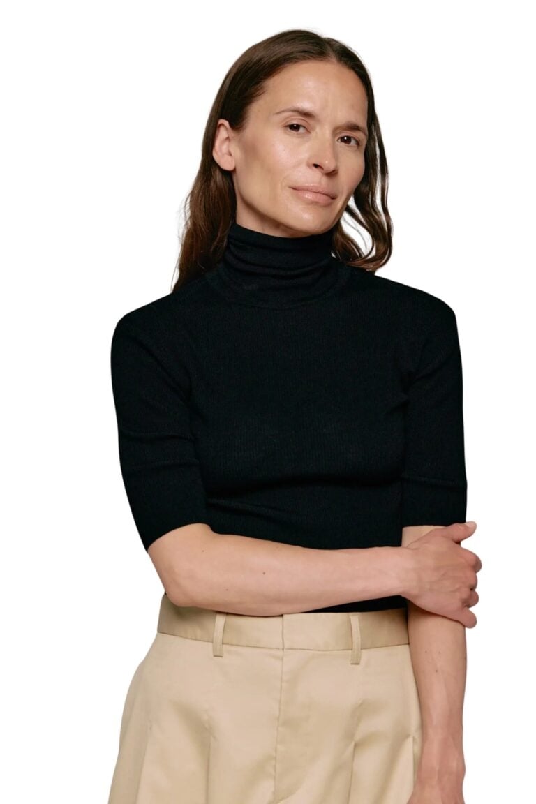 juliejosephine_e-com_22.05_34-kristin-black_3267-scaled-1