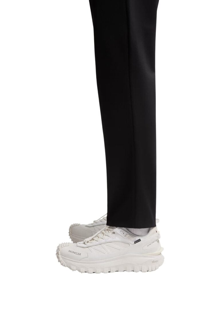 logo-jogging-trousers-men-black-moncler-1
