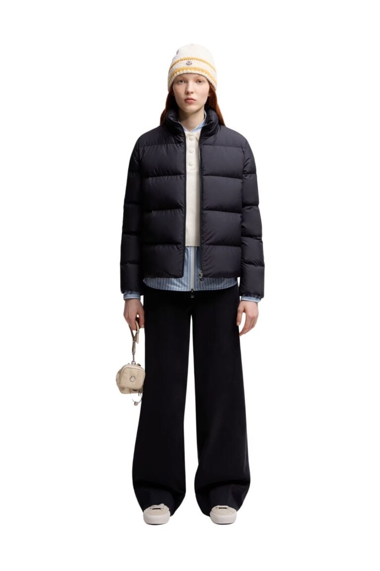 mauzun-short-down-jacket-women-navy-blue-moncler-0