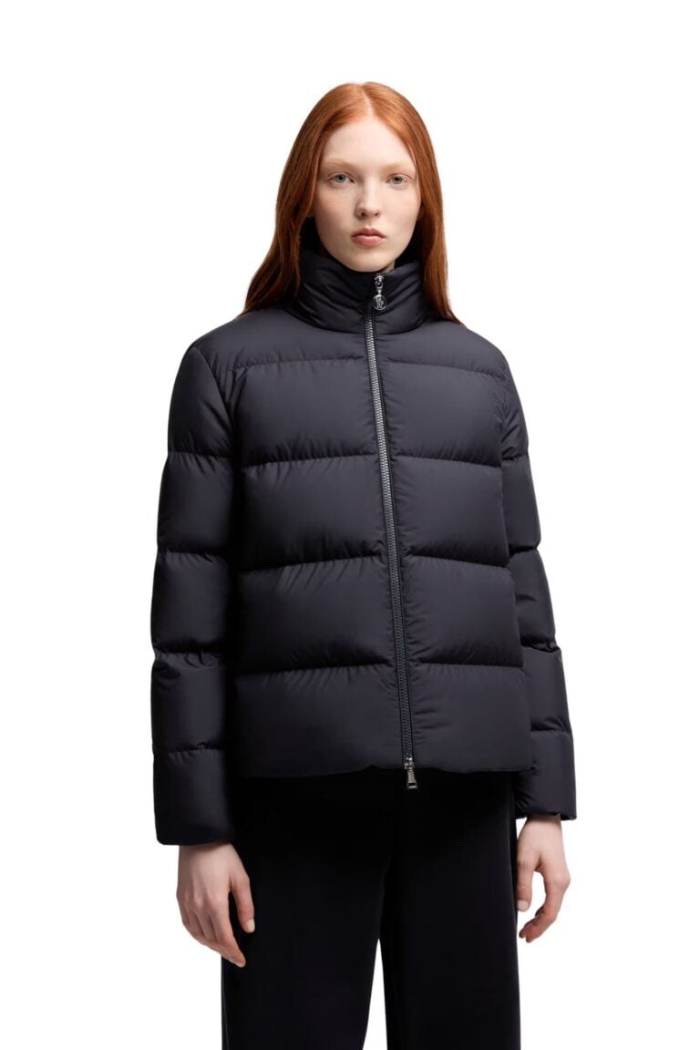 mauzun-short-down-jacket-women-navy-blue-moncler-3
