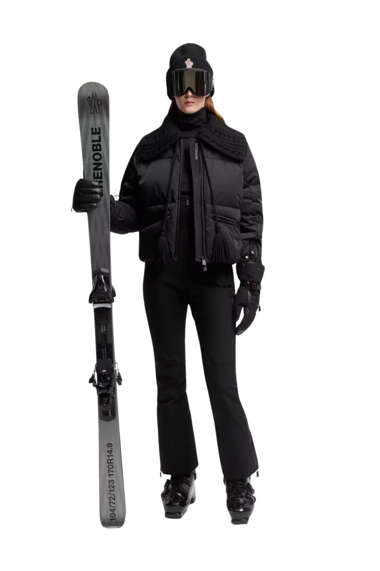 padded-ski-bib-women-black-moncler-0