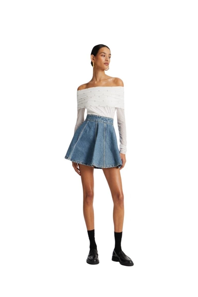 rotate_pf25_111124_114258400_bright_white_off_shoulder_top_model__1_1140783054_vintage_blue_denim_denim_mini_skirt_model__1_1078_lr_2