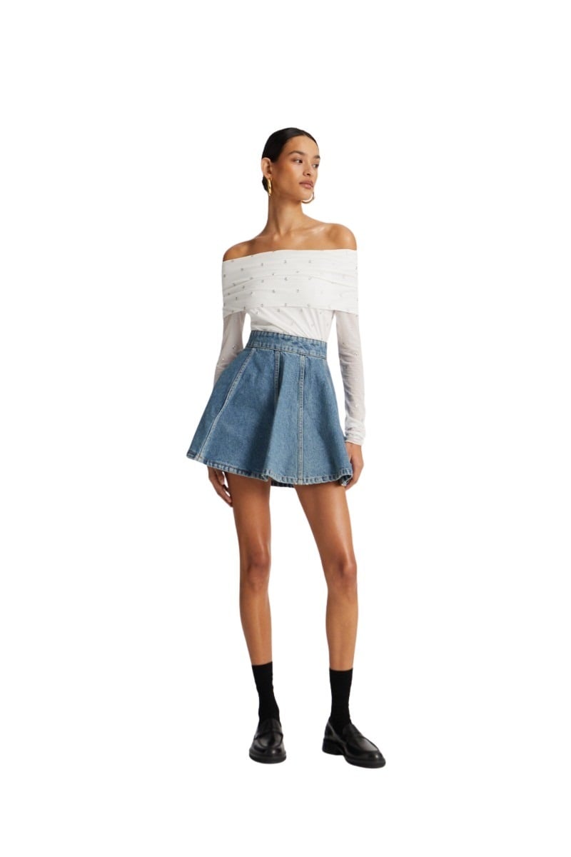 rotate_pf25_111124_114258400_bright_white_off_shoulder_top_model__1_1140783054_vintage_blue_denim_denim_mini_skirt_model__1_1078_lr_2 rotate_pf25_111124_114258400_bright_white_off_shoulder_top_model__1_1140783054_vintage_blue_denim_denim_mini_skirt_model__1_1078_lr_2