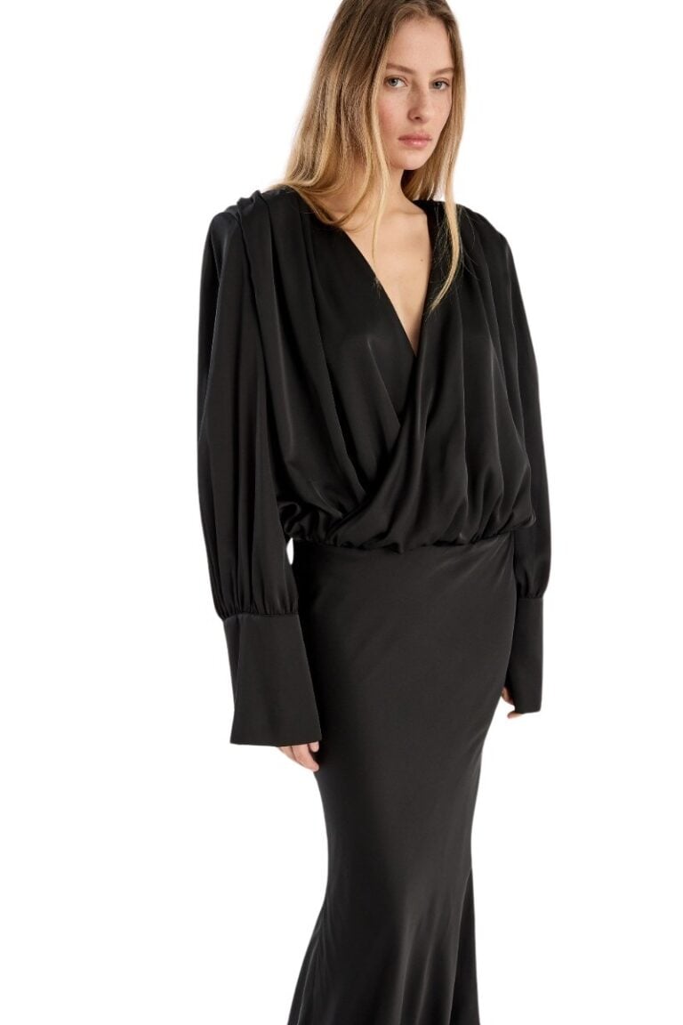 050225_rotate_ecom_rotate_115019100_black_chiffon_ls_maxi_dress_model_5441_lr_1