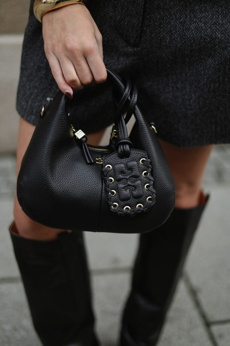 0g6a8479