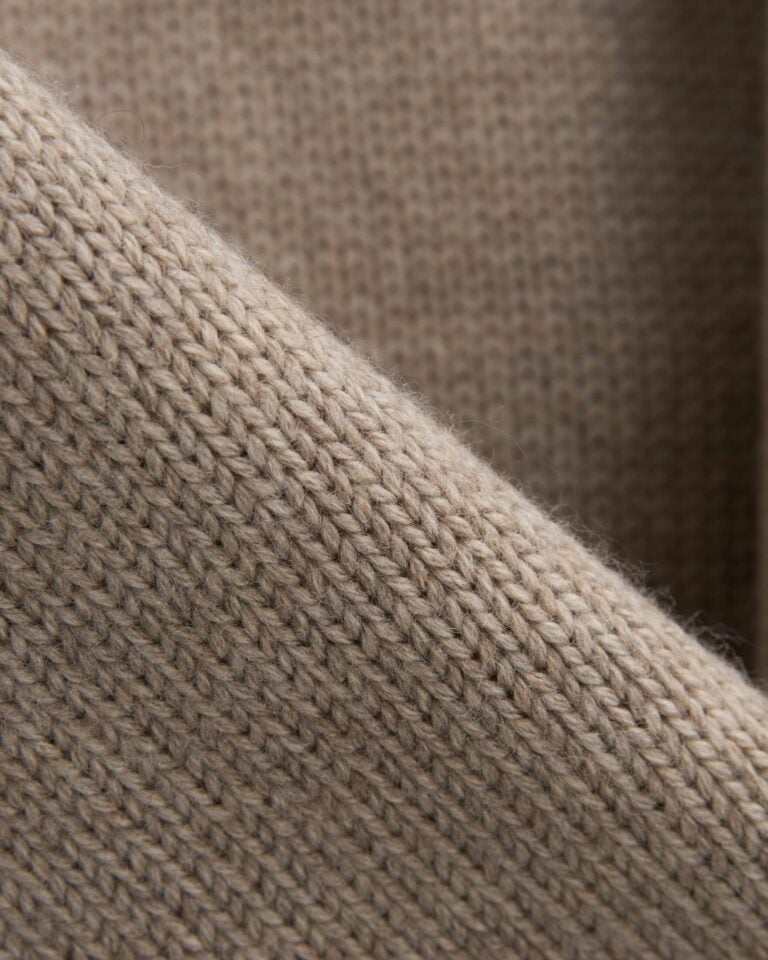 11447832-4