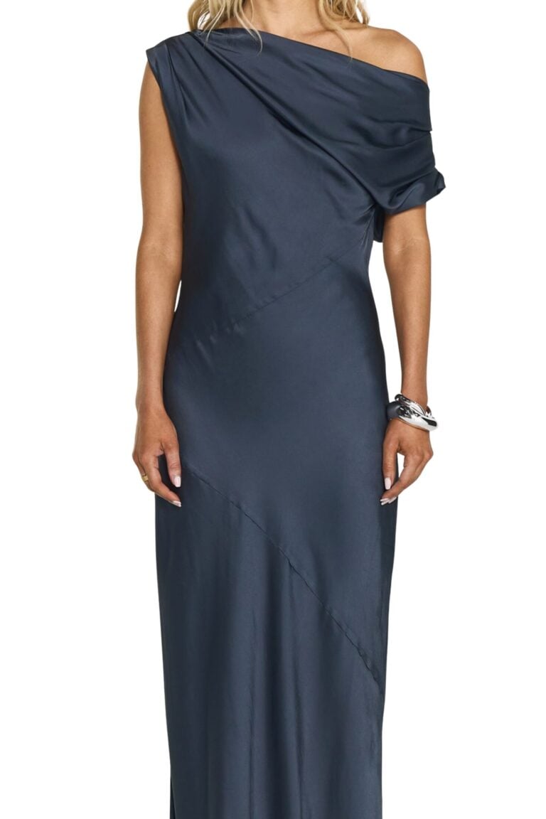 250526_ttday1_9026_vanessa_satin_dress_future_dusk1689-1