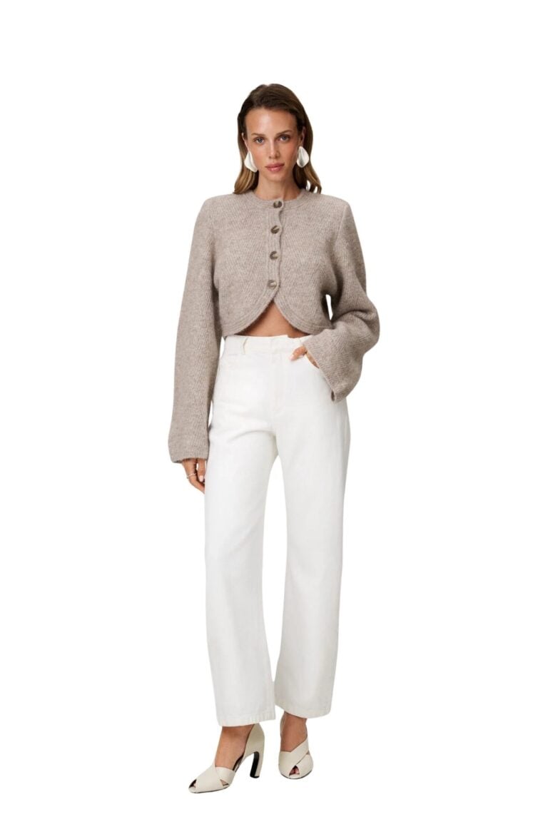 cessole-cardigan-greige-styling_x2400