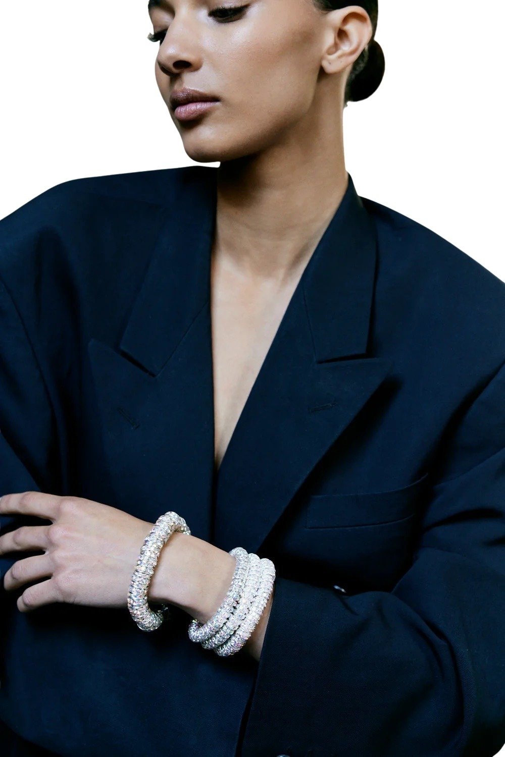 cleopatrabangle_silver_1_2 cleopatrabangle_silver_1_2