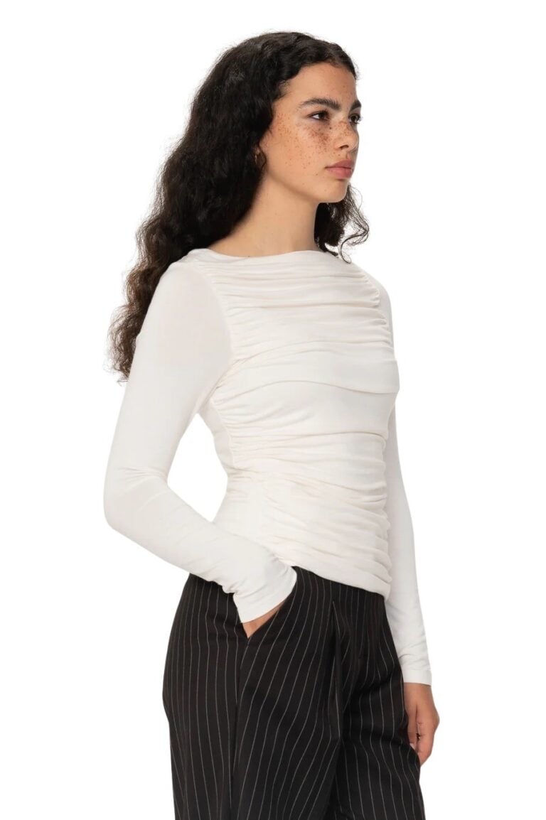 fw25_webshop_viveh_sabik_cm01