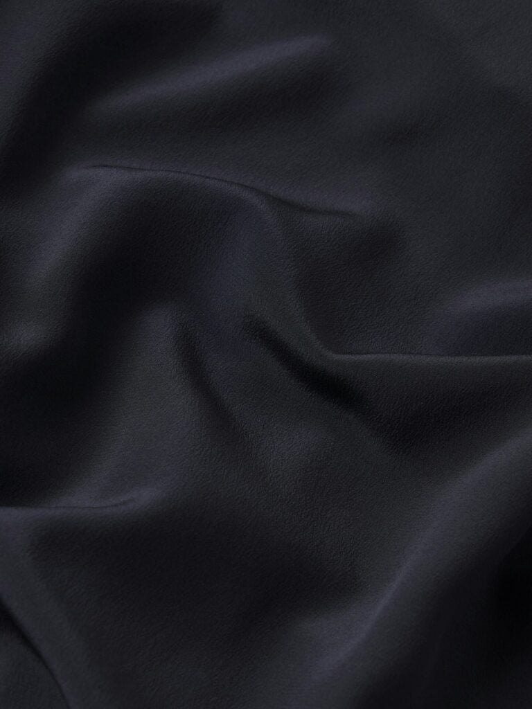 wf25wbl017_navy_fabricdetail