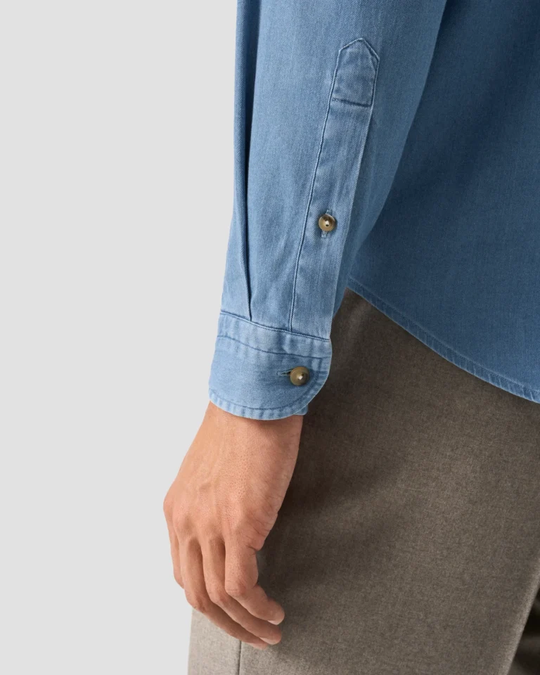 light-wash-denim-stretch-shirt_2025-09-12T095051478Z