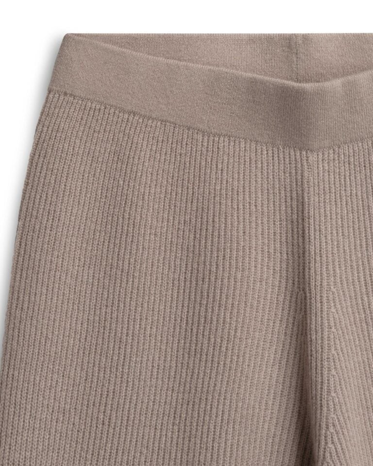 11381475-50