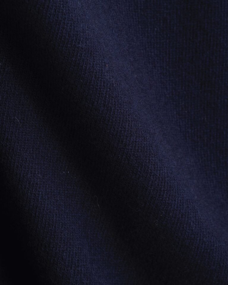 11413920-387