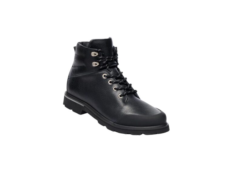 9002_917_black_storm_boot_black_delta_angle